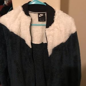 Nike Women’s White/Teal bomber jacket